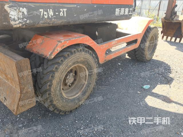 右侧履带整体 （行走机构）