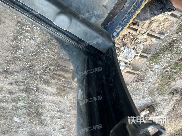 座椅后部（驾驶室部分）