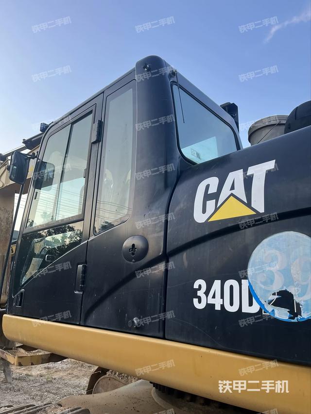 驾驶室左后45度（驾驶室部分）