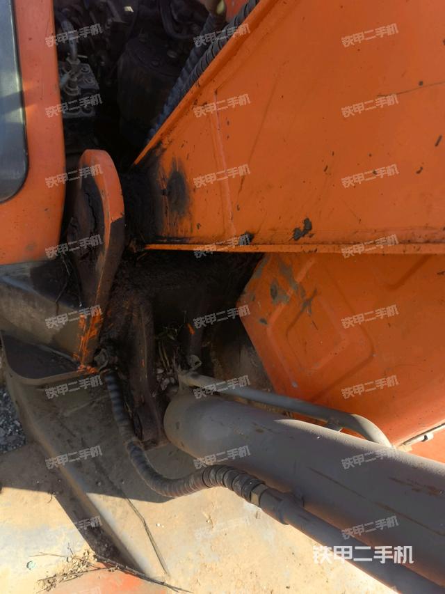 大臂根部 斜（工作和回转装置）