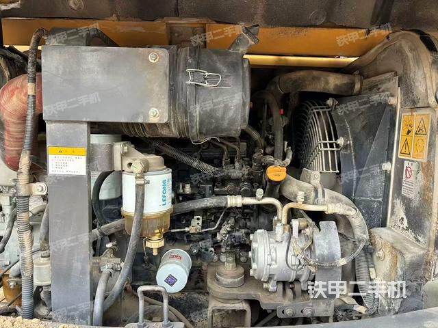 发动机整体俯视（整机外观）