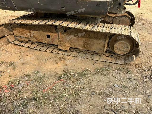 单侧履带整体（整机外观）