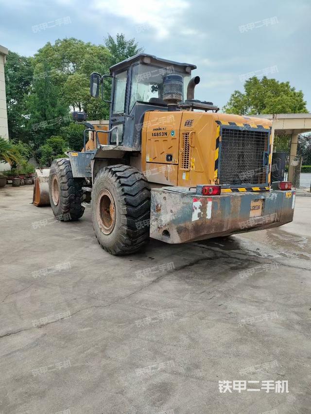 工作裝置整體（整機(jī)外觀及大件）