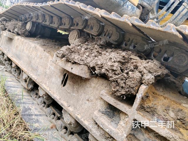 右側(cè)行走馬達(dá)蓋板(行走機(jī)構(gòu)) 右側(cè)行走馬達(dá)蓋板(行走機(jī)構(gòu))