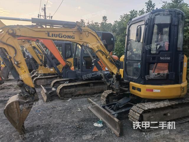 柳工CLG9035E挖掘機(jī)