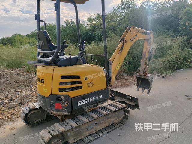 山东临工ER616F挖掘机的设备实拍-第4张实拍照片