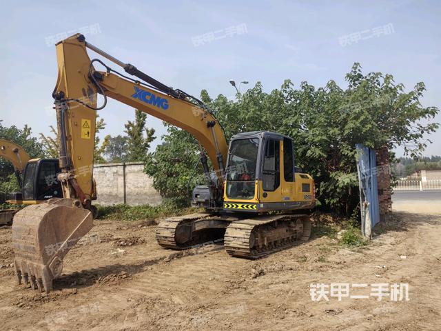 徐工XE150D挖掘機(jī)