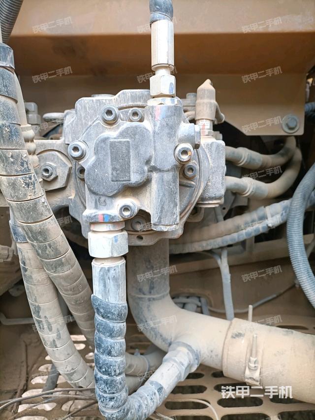 液压泵室（大件舱室）