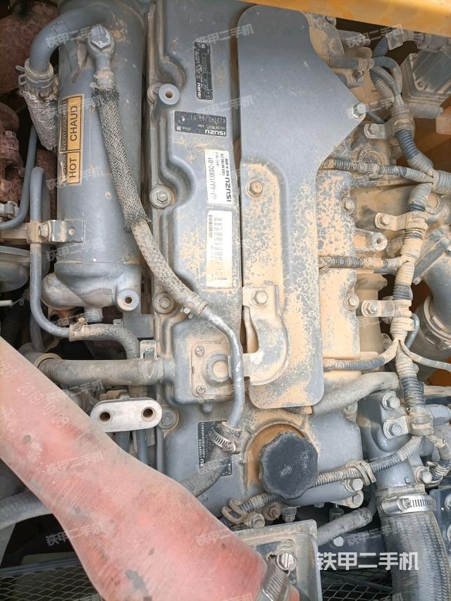 发动机室（上车部件）