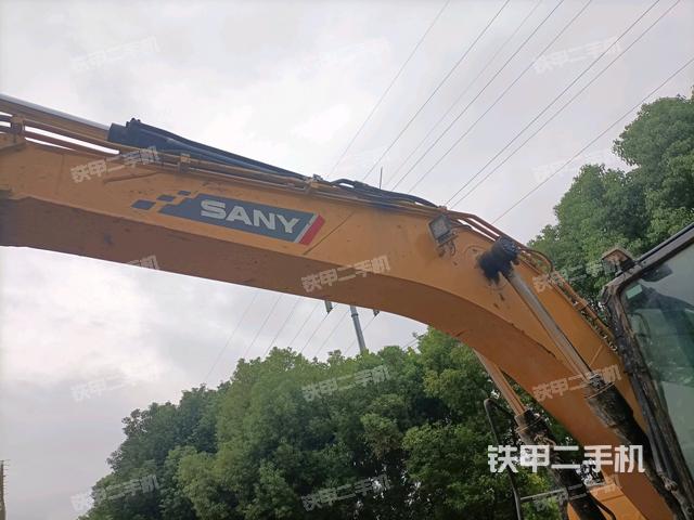 大臂整体 右侧（工作和回转装置）