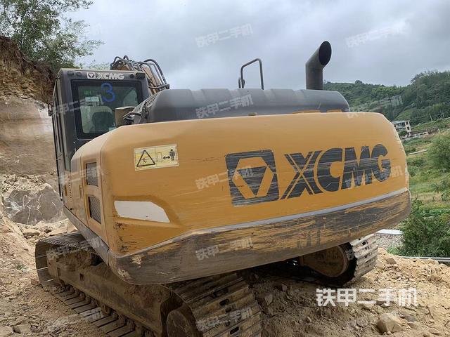 徐工XE200DA挖掘机的设备实拍-第13张实拍照片