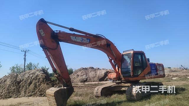 斗山DH220LC-7挖掘机