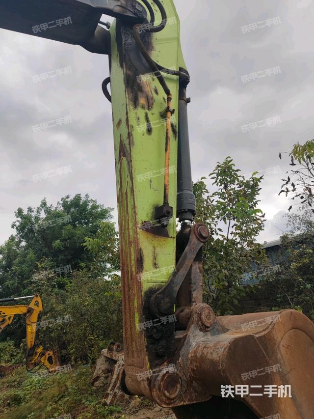 小臂整體左后（工作和回轉(zhuǎn)裝置）