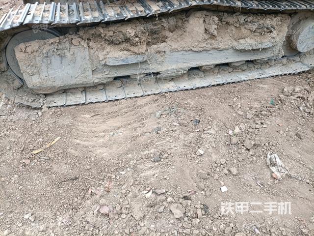 右侧履带整体（行走机构）