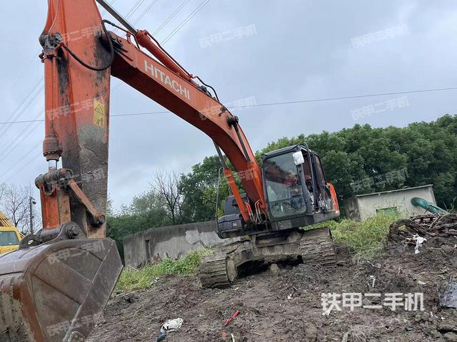 日立ZX200-5A挖掘機(jī)