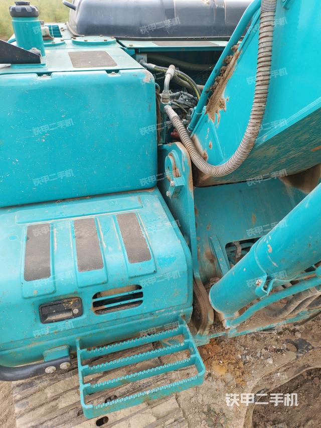 大臂根部?斜視（工作和回轉(zhuǎn)裝置）