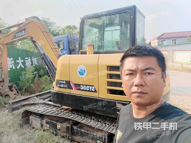 三一重工SY55C挖掘机的设备实拍-第1张实拍照片