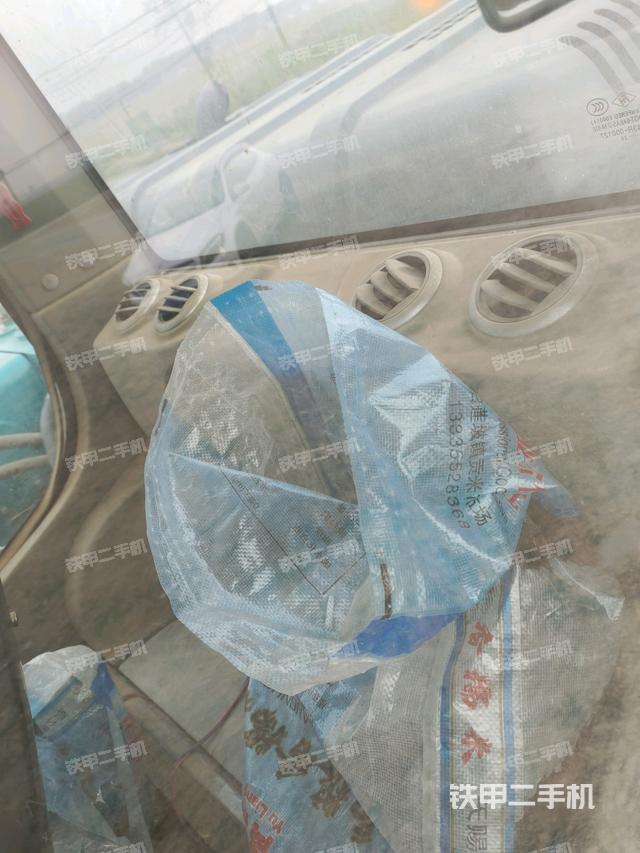 后窗玻璃角標(biāo)（駕駛室部分）