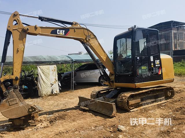 卡特彼勒CAT®305.5E2 小型液压挖掘机