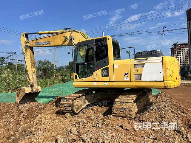 小松PC200-8挖掘機(jī)
