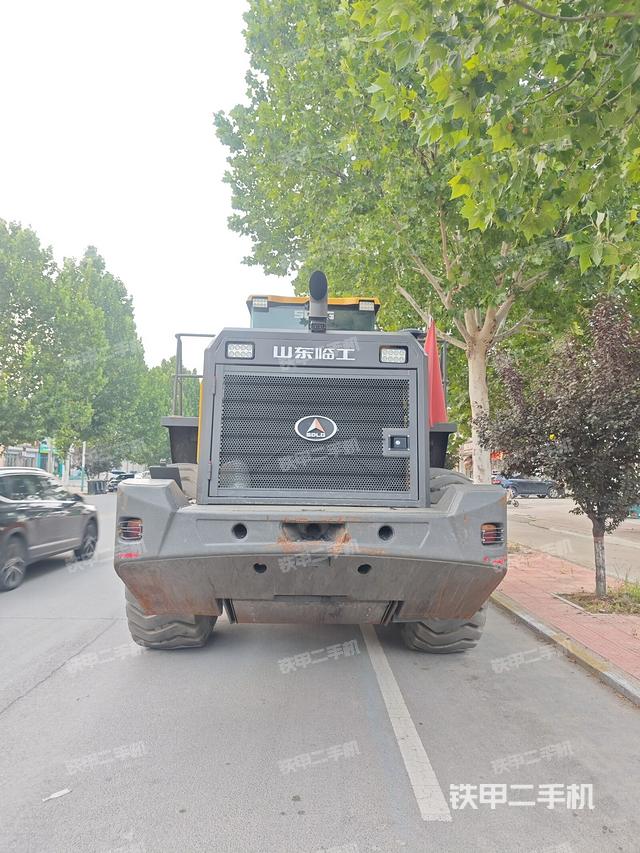 正后方（整機外觀）