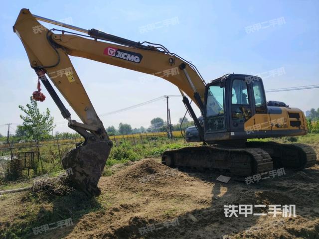 徐工XE205DA挖掘機(jī)