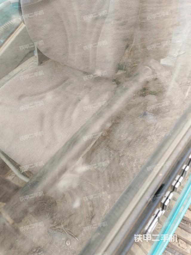 座椅左側(cè)控制臺(tái)/音響/含左手柄（駕駛室部分）