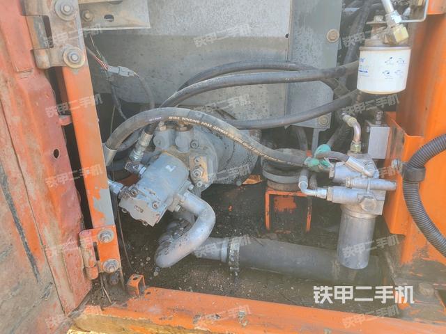 液壓泵室（大件艙室）