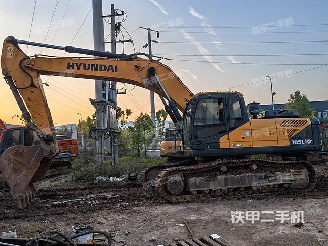 现代R305LVS挖掘机