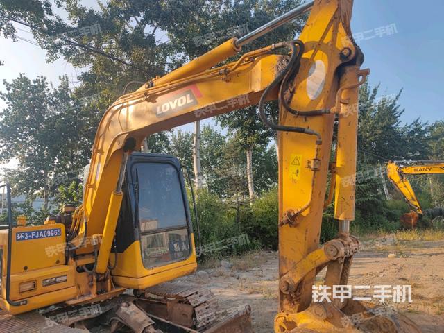 小臂整體右前（工作和回轉(zhuǎn)裝置）