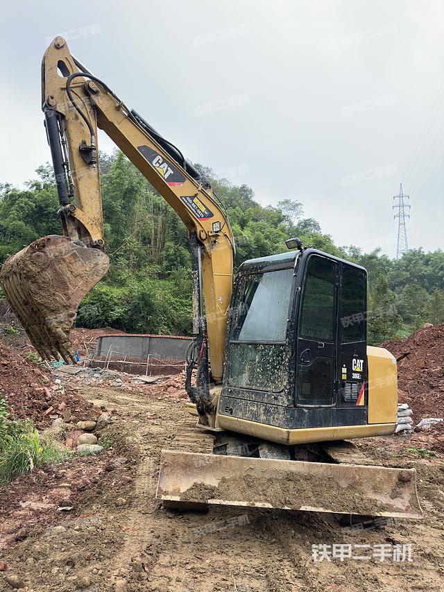 卡特彼勒306E2小型液压挖掘机