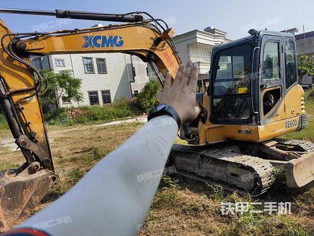 徐工XE55D挖掘机