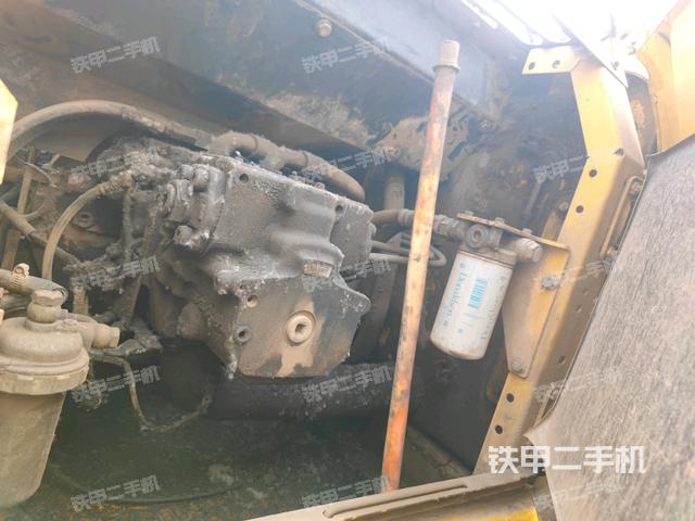 液壓泵室(大件艙室) 液壓泵室(大件艙室)