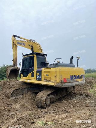 小松PC240LC-8M0挖掘機(jī)實拍圖片