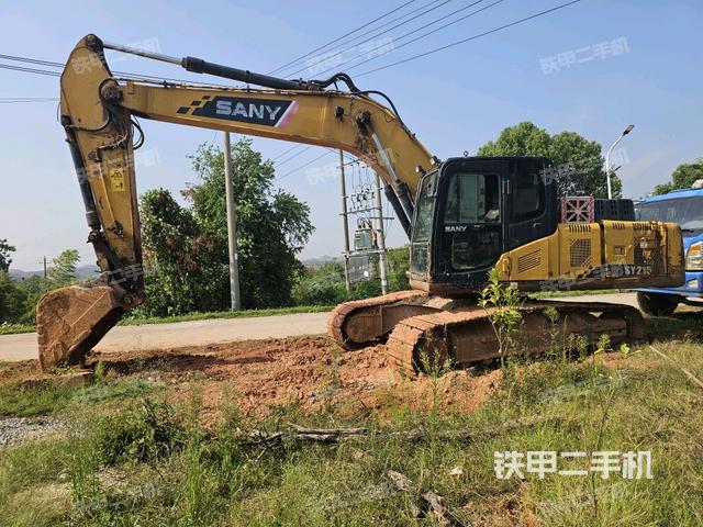 三一重工SY205C挖掘機(jī)
