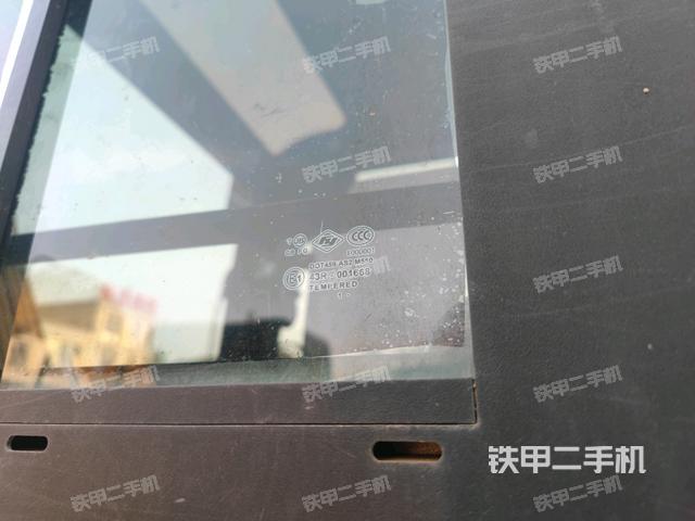 后窗玻璃角標(biāo)(駕駛室部分) 后窗玻璃角標(biāo)(駕駛室部分)