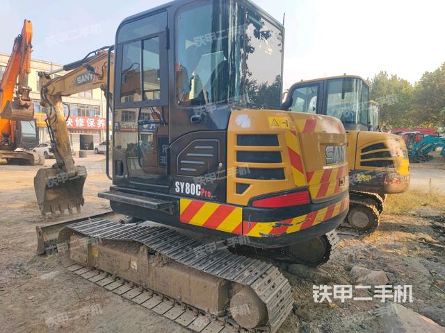 右后45(整機(jī)外觀) 右后45(整機(jī)外觀)