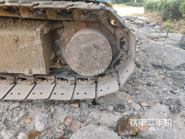 左驅(qū)動(dòng)輪(行走機(jī)構(gòu)) 左驅(qū)動(dòng)輪(行走機(jī)構(gòu))