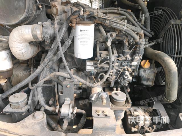 發(fā)動(dòng)機(jī)室(上車部件) 發(fā)動(dòng)機(jī)室(上車部件)