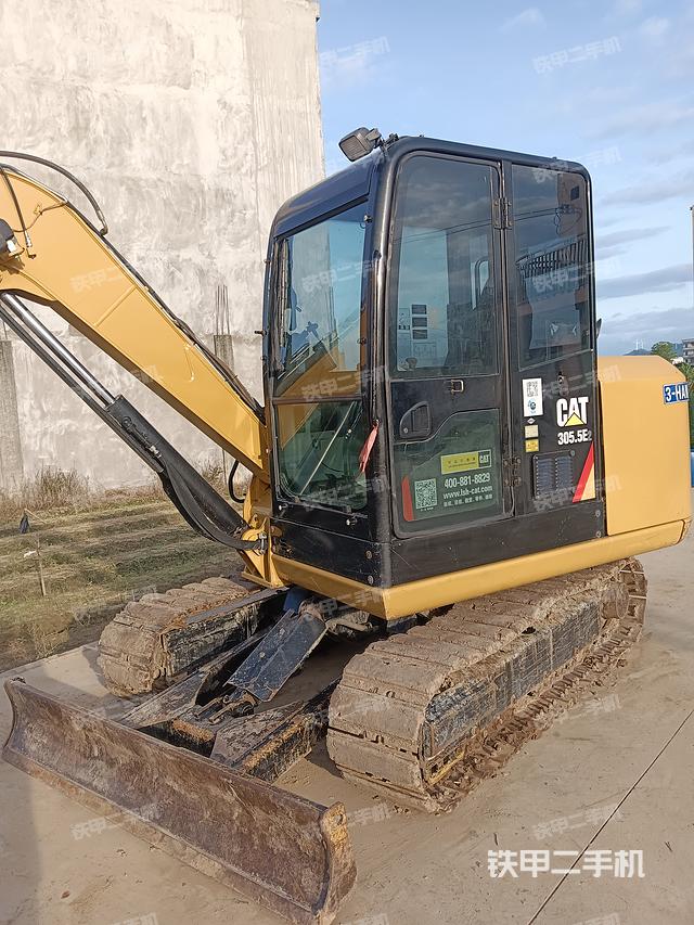 卡特彼勒CAT®305.5E2 小型液压挖掘机