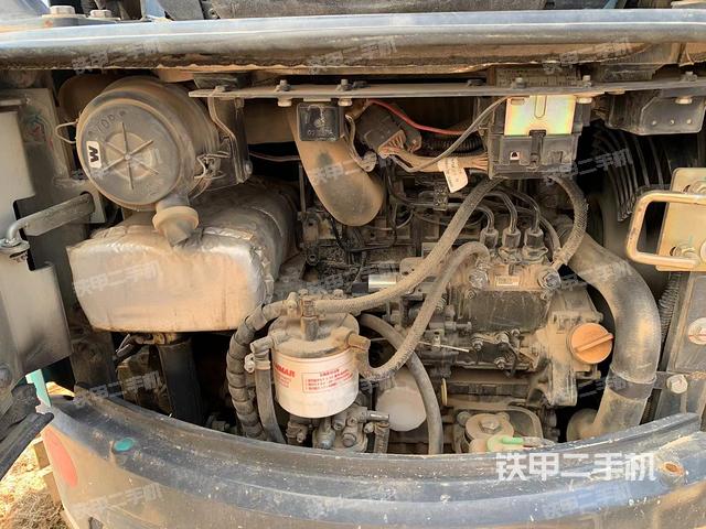 發(fā)動機(jī)整體俯視（整機(jī)外觀）