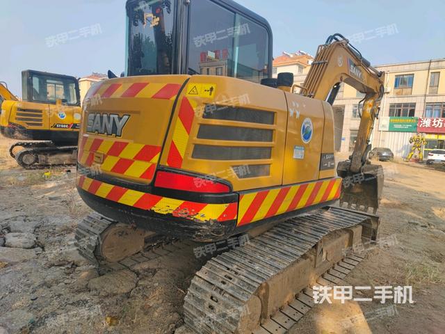 左后45(整機(jī)外觀) 左后45(整機(jī)外觀)