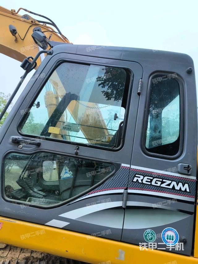 駕駛室正側(cè)（駕駛室部分）