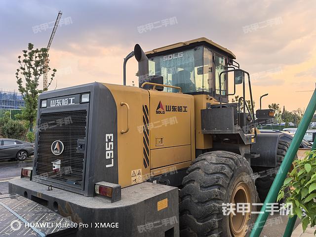 整機右后45°（整機外觀及大件）