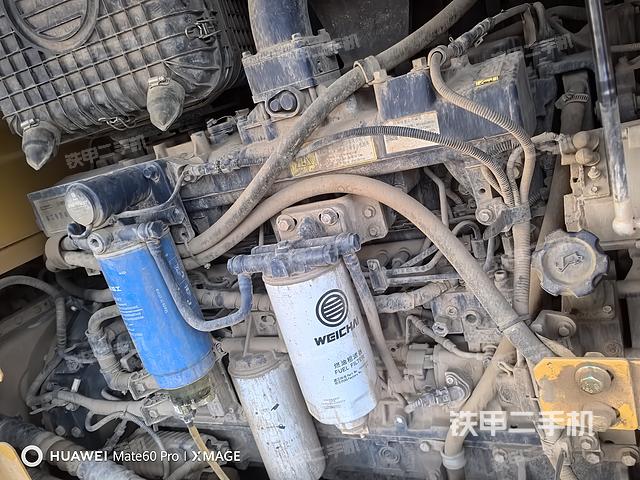 發(fā)動機右側(cè)（整機外觀及大件）