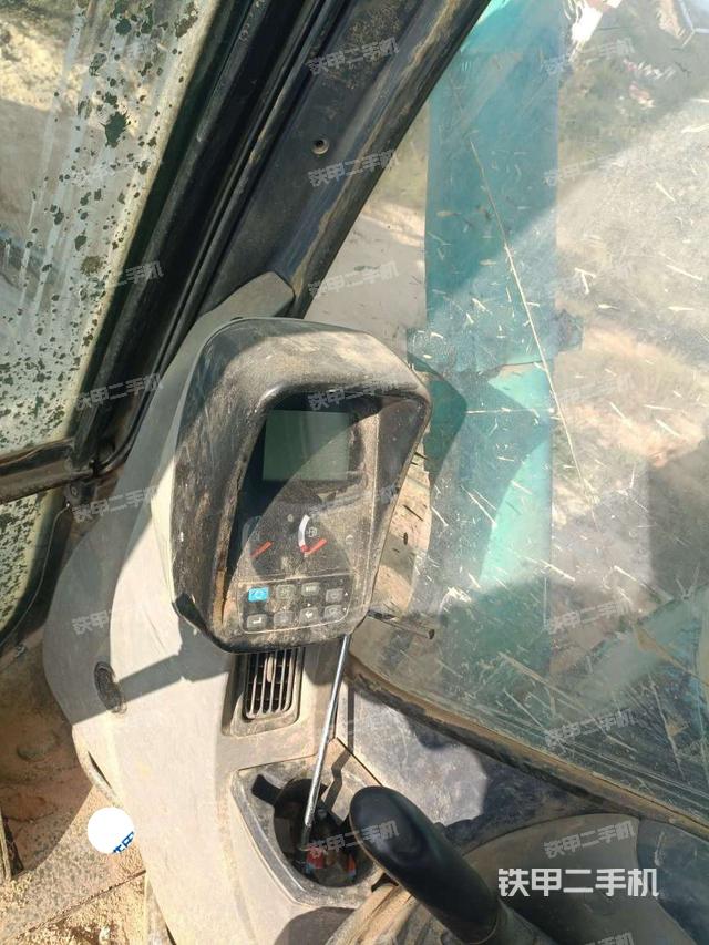 显示屏 （驾驶室部分）