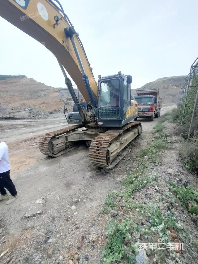 徐工XE370D挖掘机