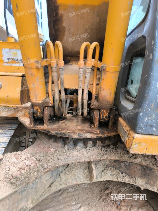 小臂整體左后（工作和回轉(zhuǎn)裝置）