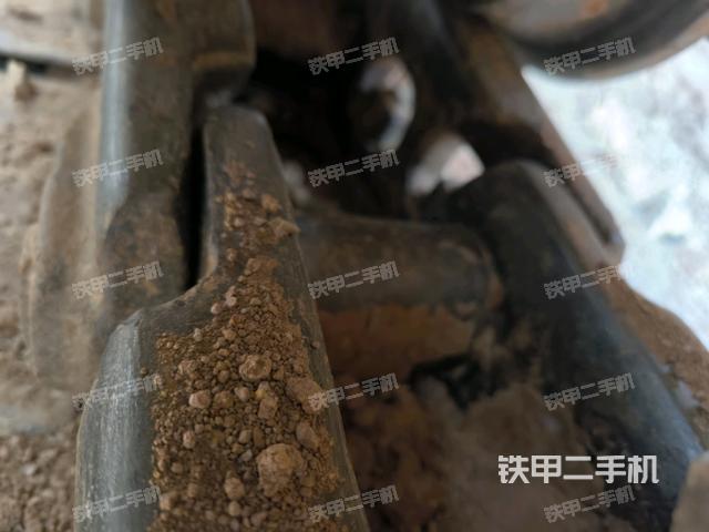 左驅(qū)動(dòng)輪（行走機(jī)構(gòu)）