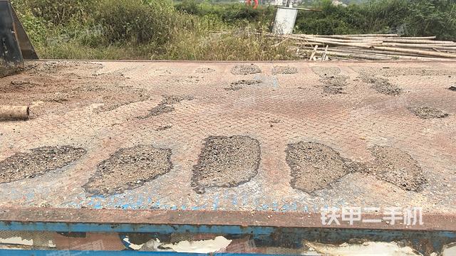 整機(jī)右側(cè)（設(shè)備外觀及核心部件）